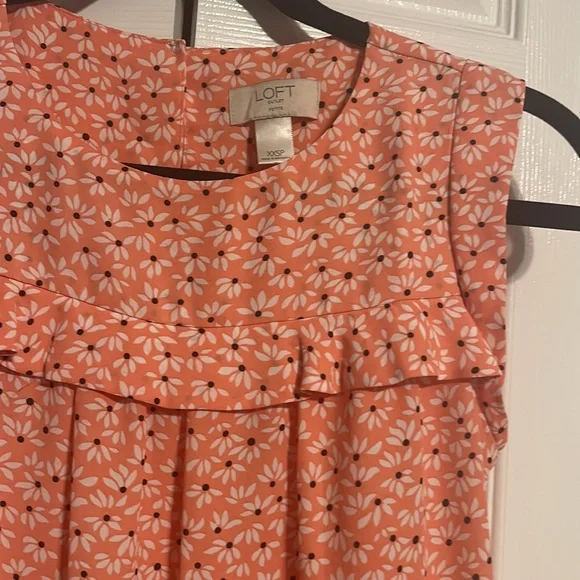 LOFT sleeveless flowy top in size XXSP  NWOT - Picture 4 of 8